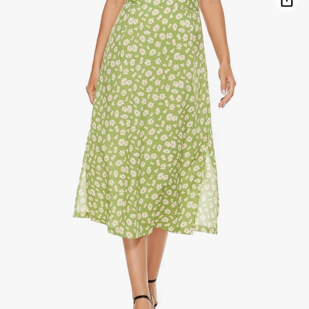 Spring Green Floral Midi Skirt with Slit